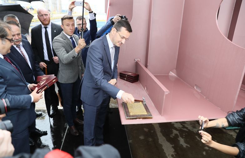 W czerwcu 2017 wicepremier Morawiecki kładł stępkę pod nowy prom. Od tego czasu prace się za bardzo nie ruszyły