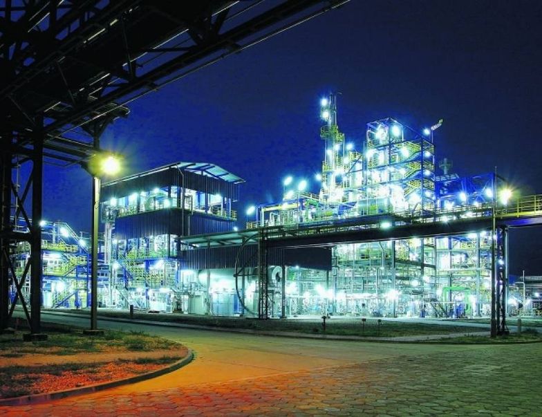 Dane GUS wskazują na szybki rozwój branży chemicznej.