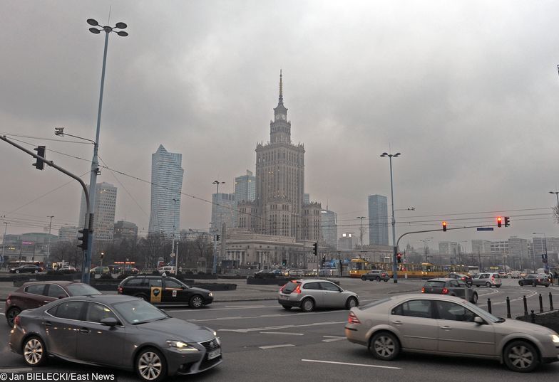 Smog w Warszawie.