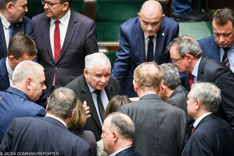 Jarosław Kaczyński podczas ostatniego posiedzenia Sejmu zorganizował szybką naradę w sprawie VAT