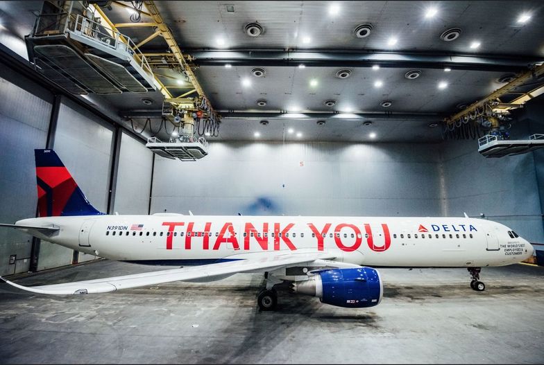 Delta Airlines dziękuje swoim pracownikom.