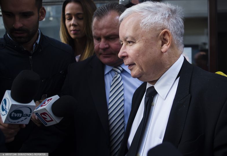 Jarosław Kaczyński wciąż układa nowy rząd. Koalicjanci chcą większych ministerstw i... kolejnych wiceministrów