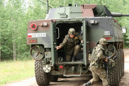 Bułgarska szansa dla polskich Rosomaków. Polska Grupa Zbrojeniowa czeka na dokumentację