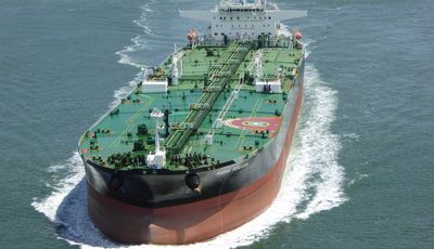 Wywożą miliony ton paliw z Rosji. 250 transportów łamiących sankcje