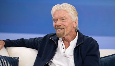 Richard Branson rzucił szkołę, gdy miał 15 lat. Od dyrektora usłyszał, że albo trafi do więzienia, albo zostanie milionerem
