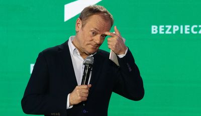 Balcerowicz ocenił "babciowe". "Nie wolno udawać, że pieniądze rosną na drzewie"