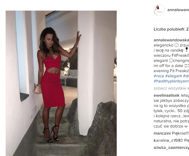 Anna Lewandowska na randce z Robertem w sukience Vicky marki Sugarfree za 149 złotych