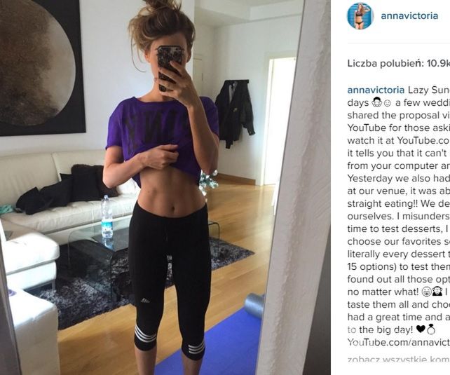 Trenerka fitness pokazała fałdy na brzuchu