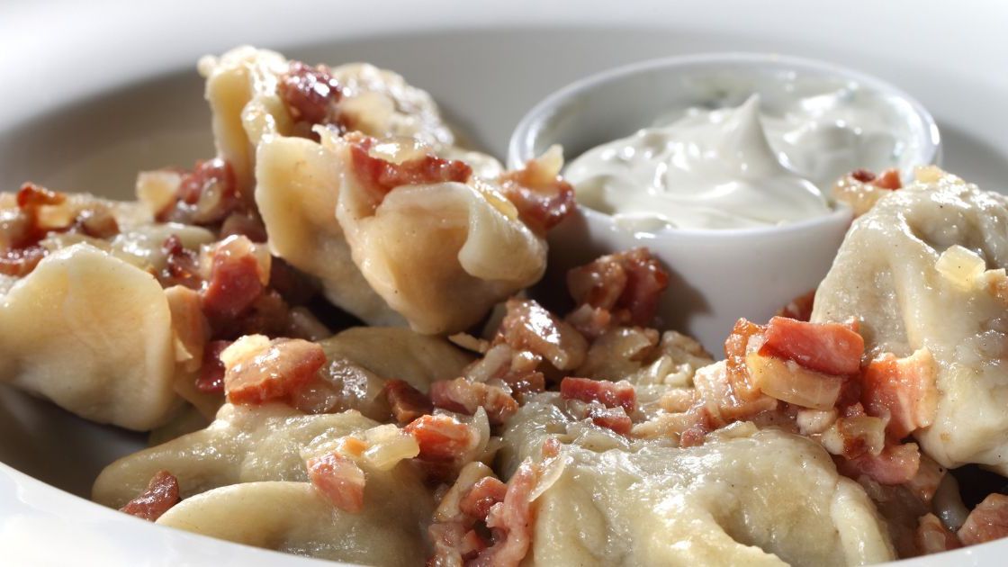 Dzyndzałki z hreczką i skrzeczkami- Pyszności; źródło: Adobe