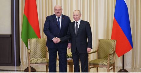 “To alfabet Morse’a?” – Dziwne zachowanie Putina na spotkaniu z Łukaszenką.