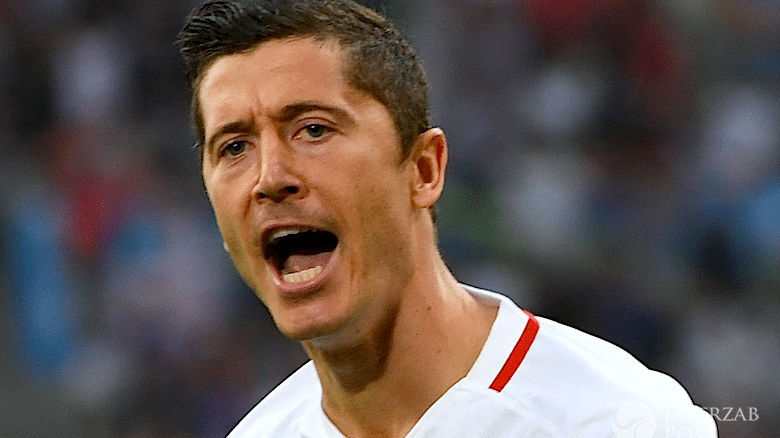 Robert Lewandowski z greckim kibicem
