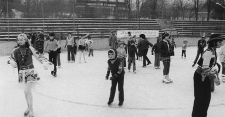 Historia lodowiska Bogdanka w Poznaniu. Otwarto je 56 lat temu