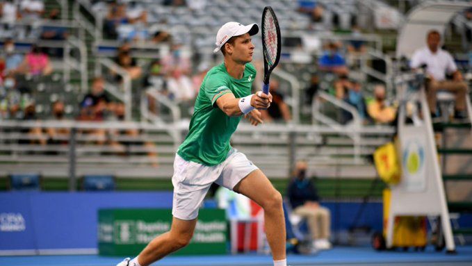 Hubert Hurkacz odpadł z Australian Open.