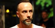 Nergal wywołał kolejny skandal. Wyprodukował hostię. Fani oburzeni! Odpowiedź na Facebooku bardzo ostra