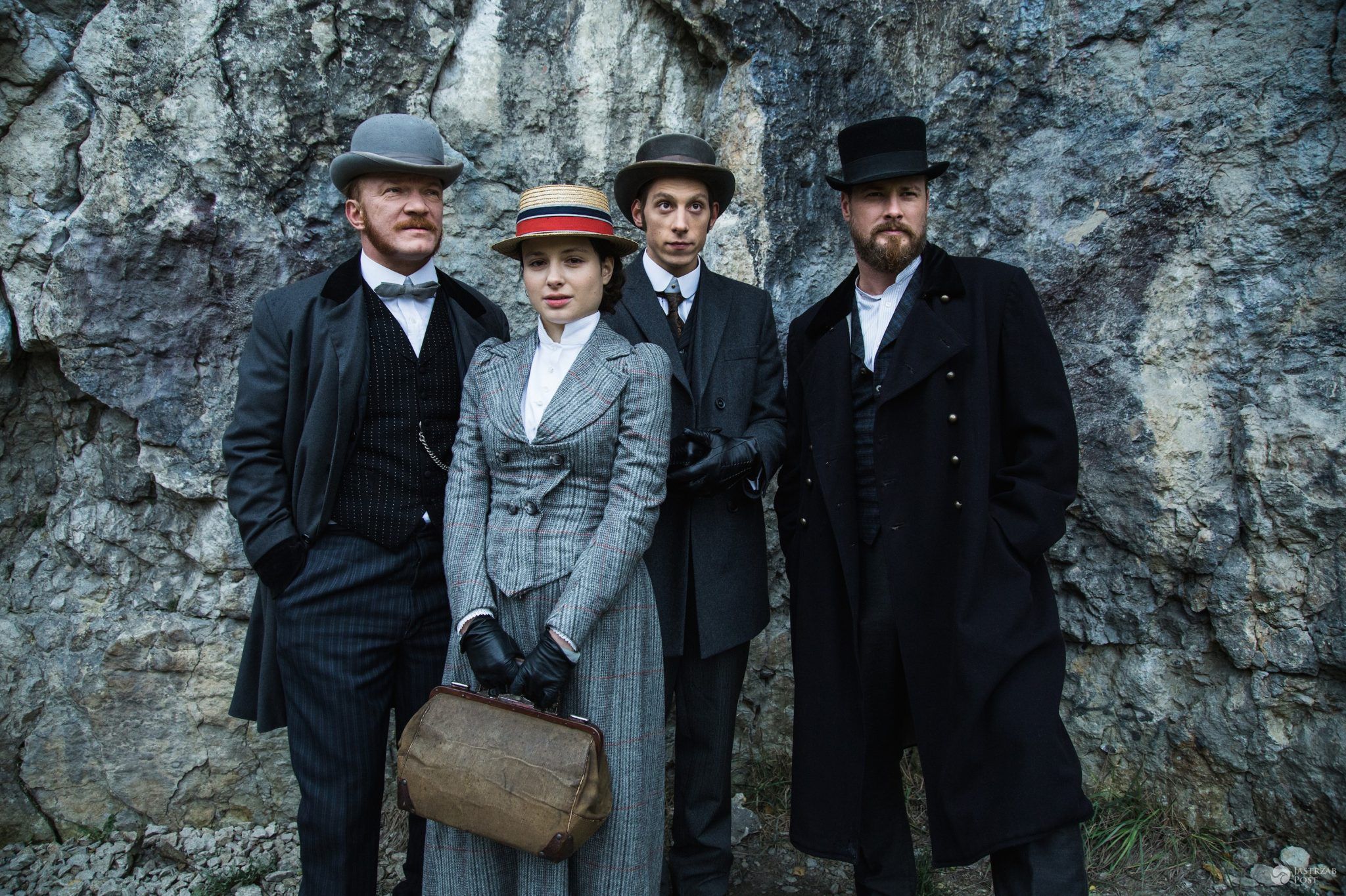 Belle Epoque - kto śpiewa piosenkę z serialu?