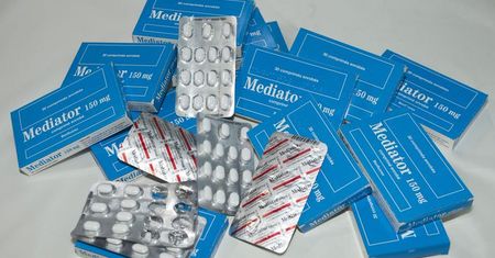 “Historyczny wyrok”. Firma farmaceutyczna z Francji odpowiedzialna za śmierć setek osób.
