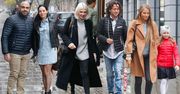 Rewia mody w wykonaniu gwiazd pod studiem "Dzień Dobry TVN": Kasia Nosowska, Daria Zawiałow, Piotr Rubik