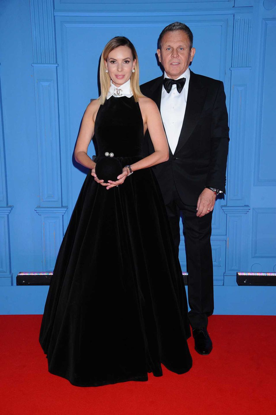 Izabela Janachowska i Krzysztof Jabłoński – Bal TVN 2019, kreacja: Marlu + dodatki Chanel
