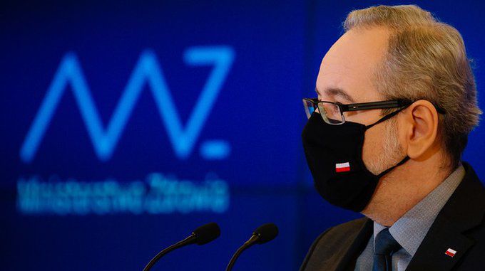 Niedzielski: wypracowaliśmy cztery kroki działań, aby zarządzać sytuacją w szpitalnictwie.