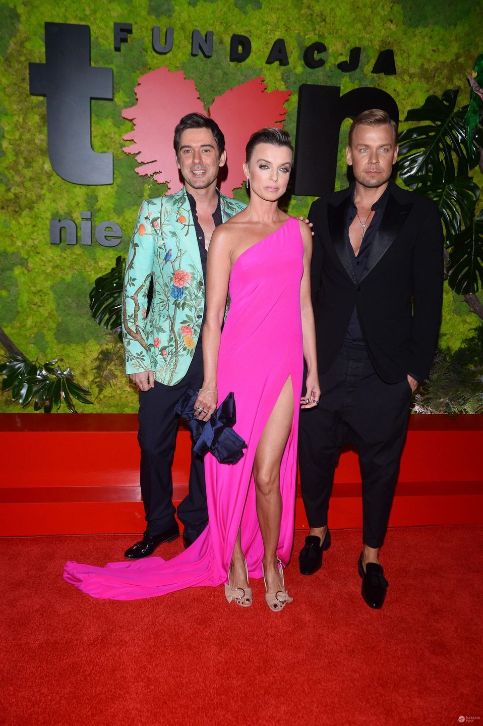 Kasia Sokołowska, Marcin Tyszka, Dawid Woliński na balu Fundacji TVN 2016