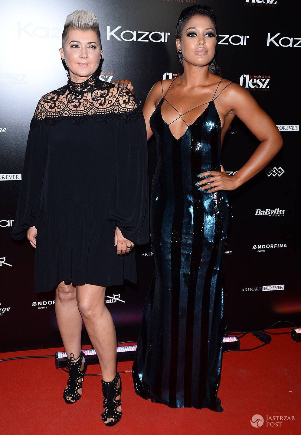Lidia Kalita i Patricia Kazadi - Flesz Fashion Night 2016, pokaz kolekcji Kazar jesień/zima 2016