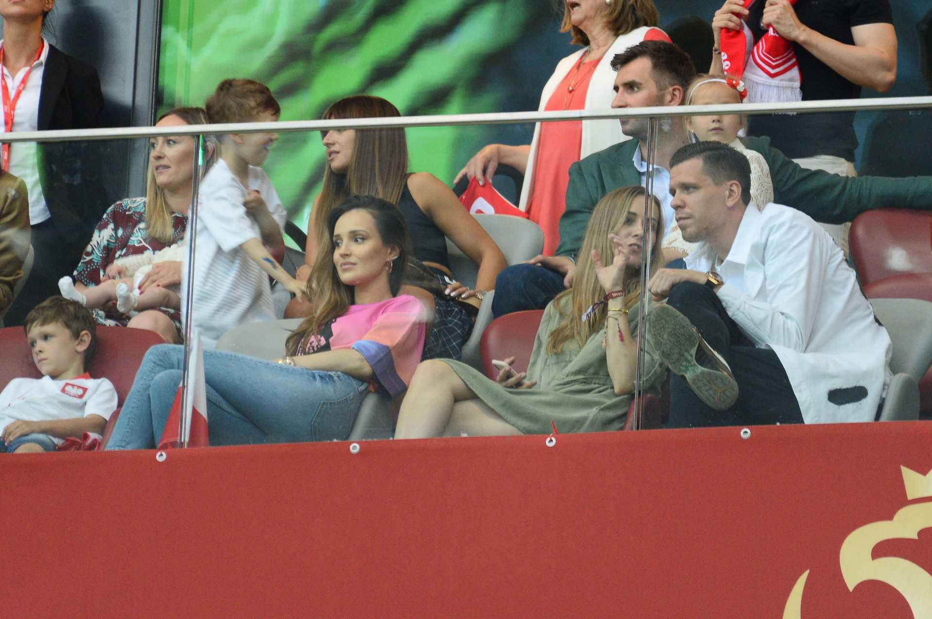 Marina i Wojciech Szczęsny na meczu Polska – Izrael przed Euro 2020