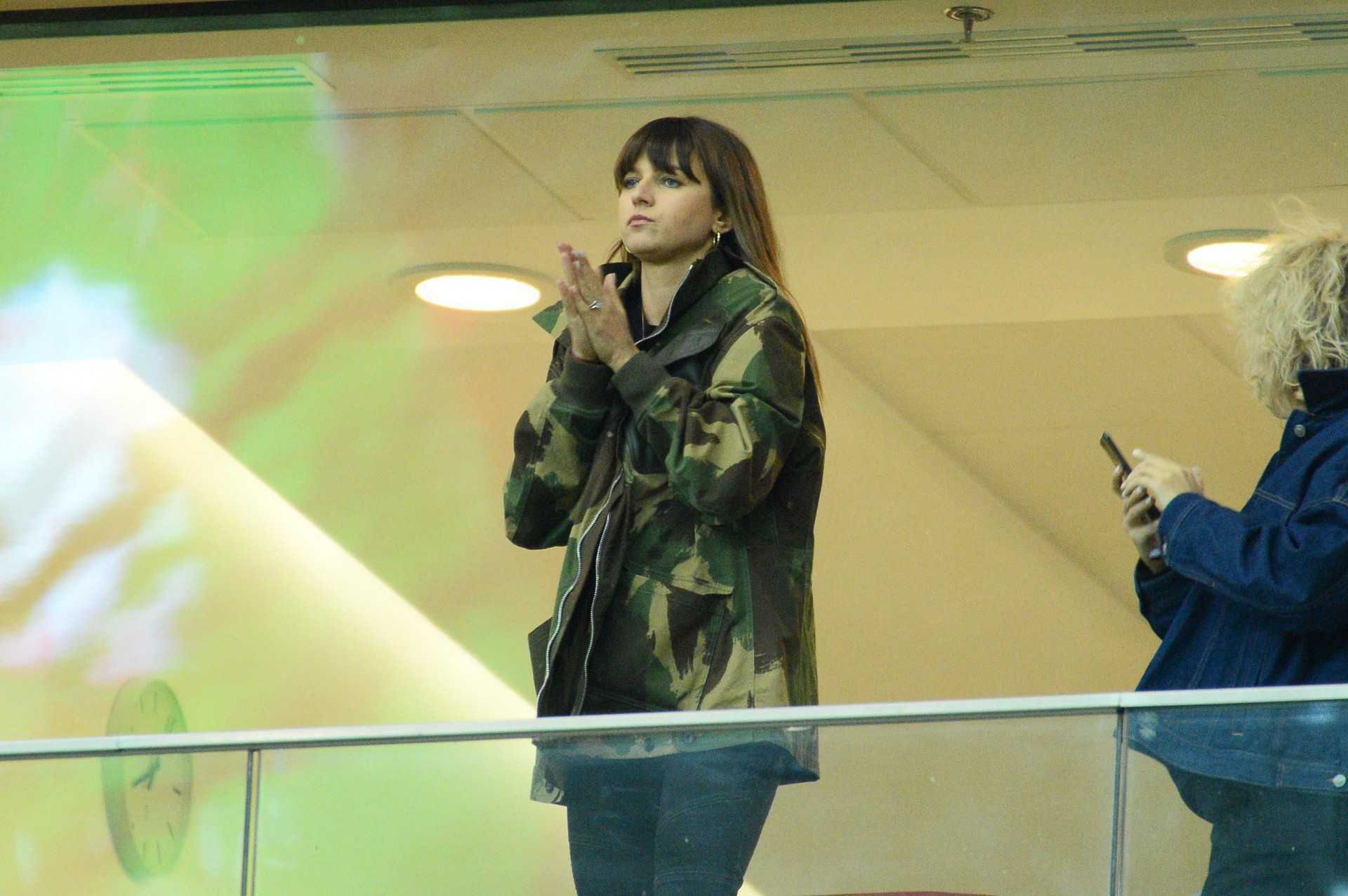 Anna Lewandowska na stadionie Narodowym - Polska/Łotwa