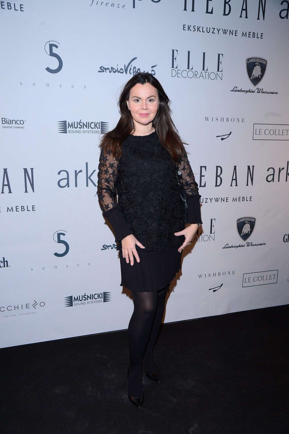 Aleksandra Kurzak na imprezie w salonie ekskluzywnych mebli