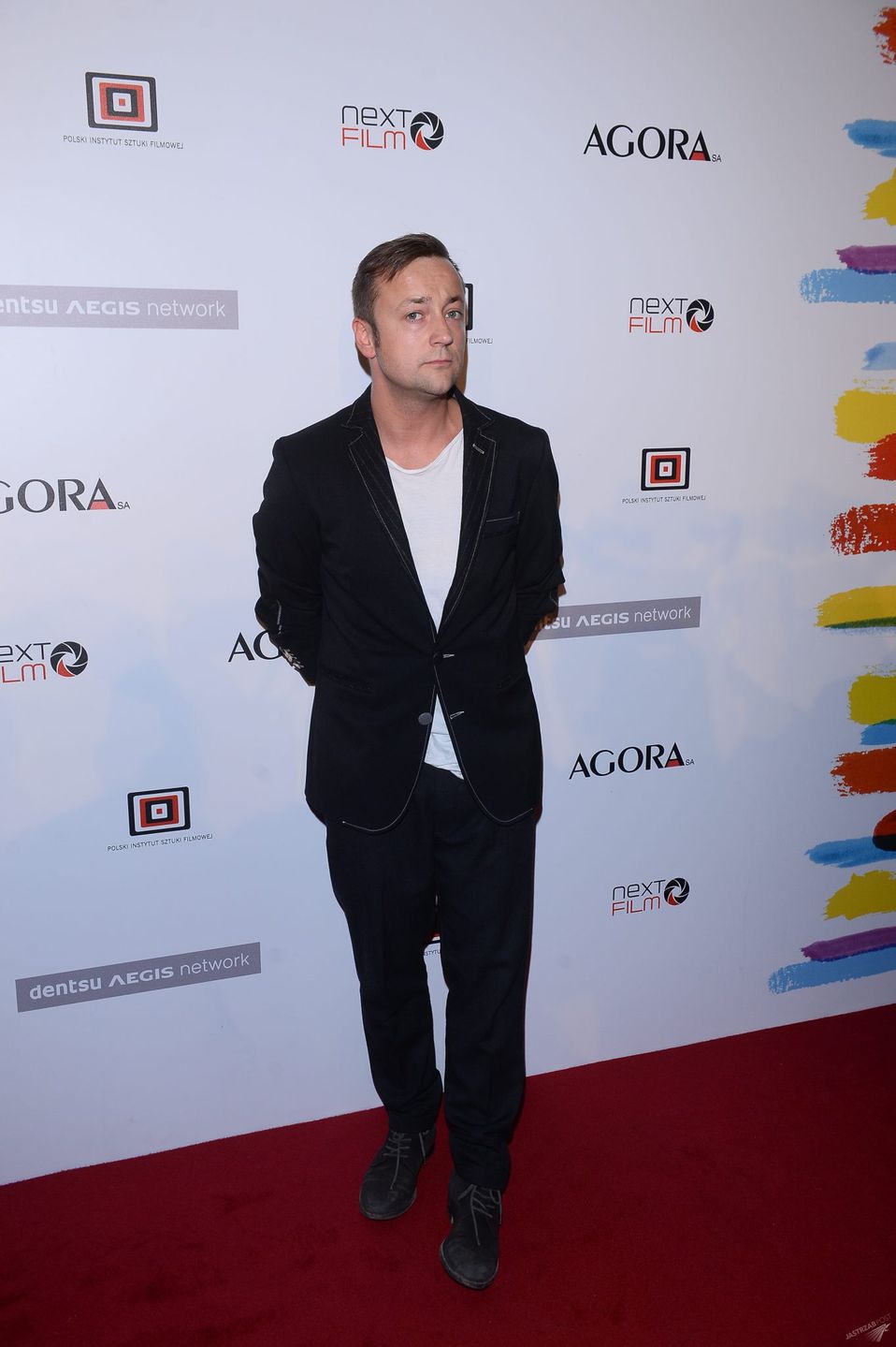Czesław Mozil na premierze filmu "Król życia"