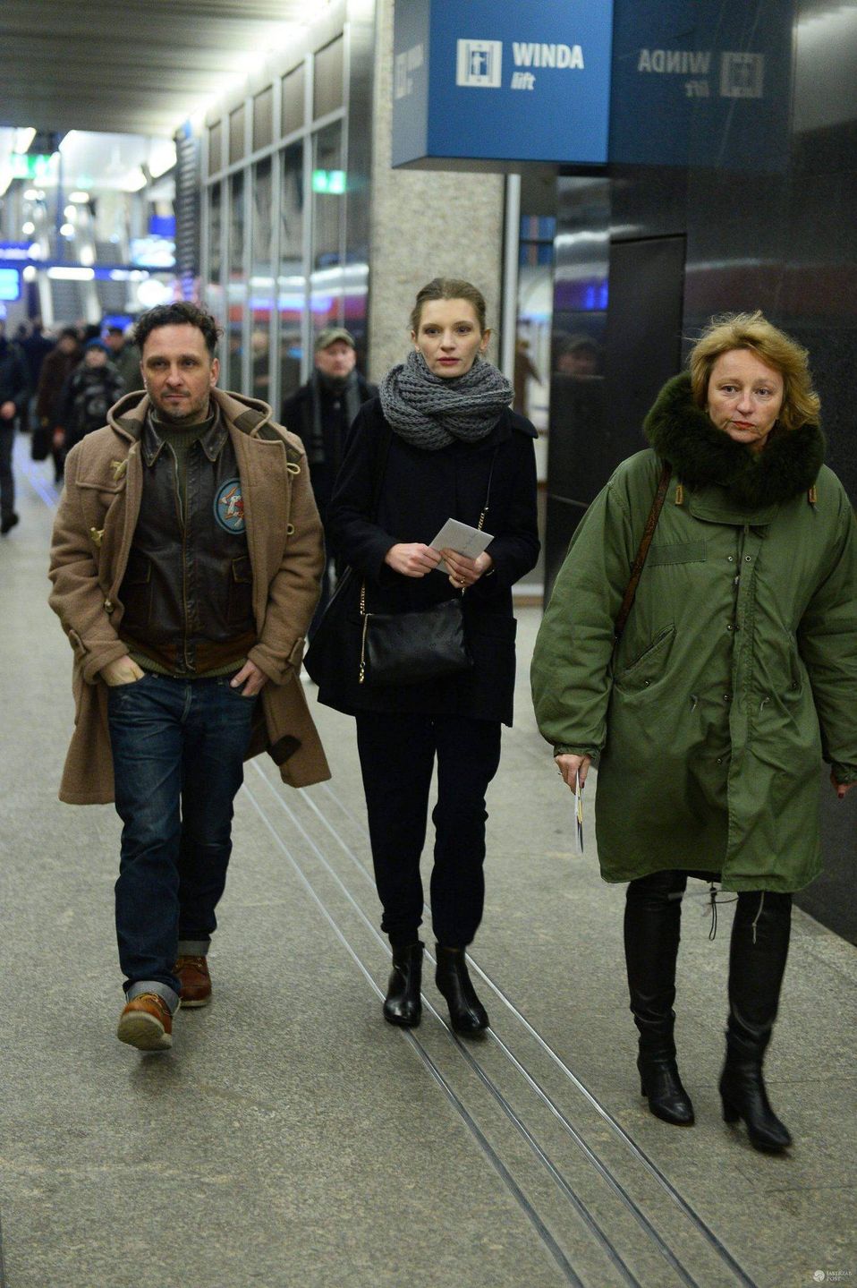 w drodze na premierę filmu "Powidoki"