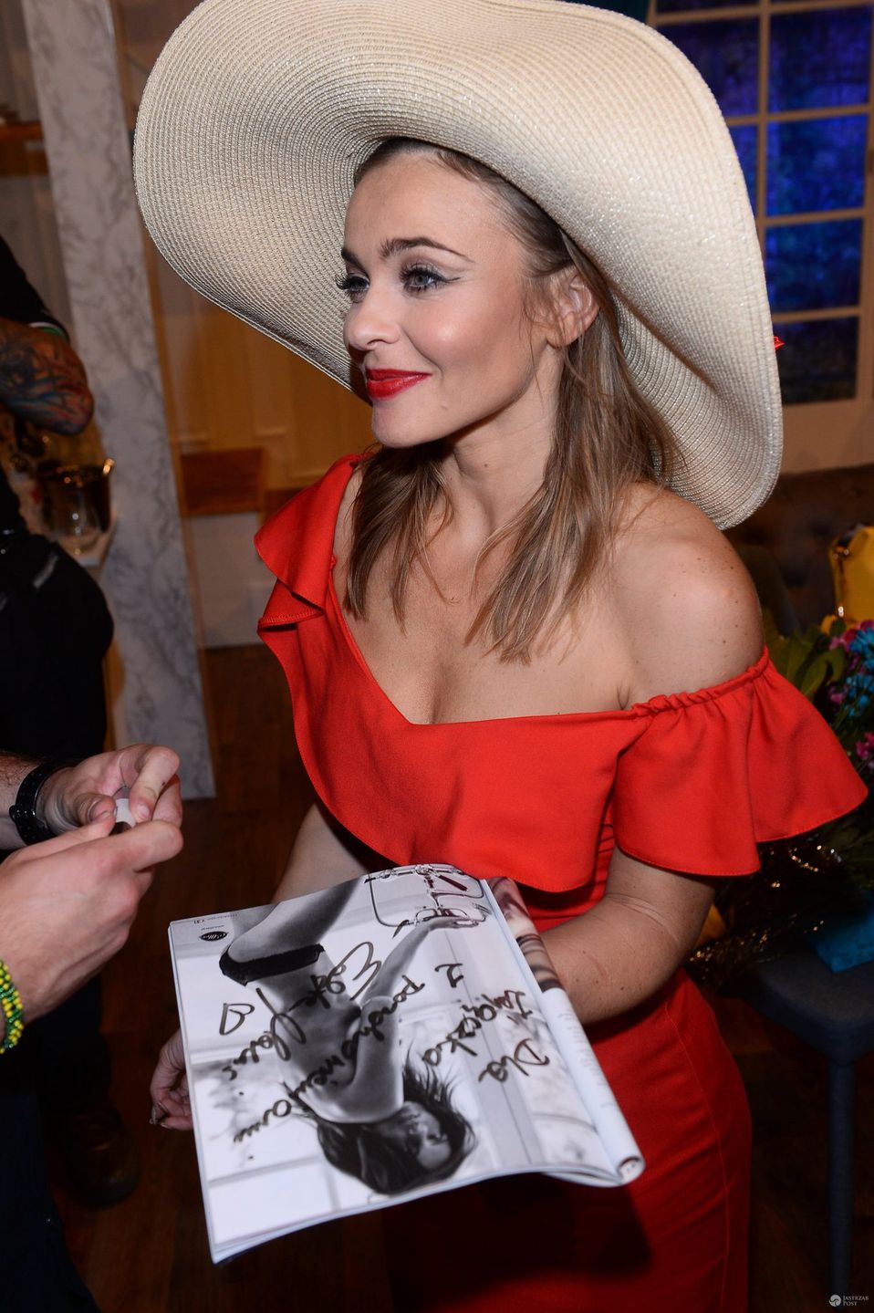 Edyta Herbuś na premierze sztuki "Przygoda z ogrodnikiem"