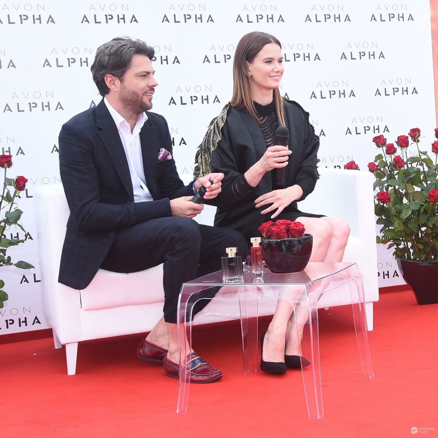 Karolina Malinowska (w kreacji Roberta Czerwika) i Olivier Janiak, premiera perfum Alpha marki Avon (fot. ONS)