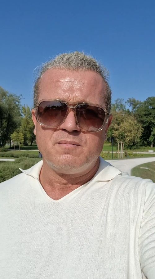 Jarosław Jakimowicz wraca na antenę. Jego szefem będzie ksiądz (fot. Instagram)