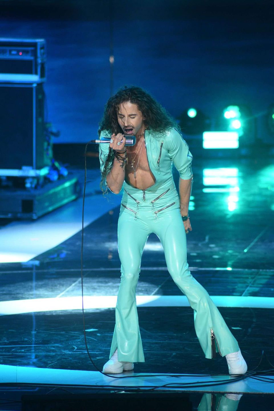 Michał Szpak na Top of the Top 2018 zaśpiewał przebój King of the Season