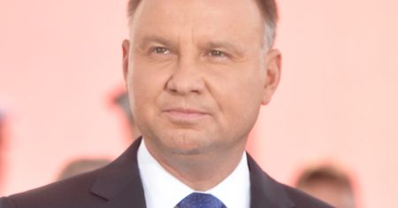 Będziemy jeździć "psimi zaprzęgami"? Odgrzebano szokujące słowa Andrzeja Dudy. On to naprawdę napisał!