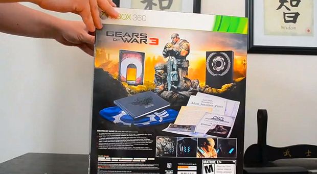 Unboxing: Gears of War 3 Epic Edition