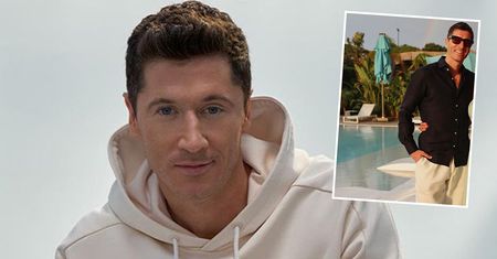 Robert Lewandowski pokazał mamę. Letnia suknia doskonale uwypukliła jej talię osy i wyeksponowała dekolt. Ależ ona ma figurę!
