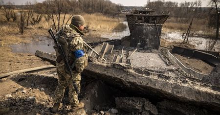 Ukraiński sztab generalny: Rosjanie rozlokowują dodatkowe jednostki artylerii