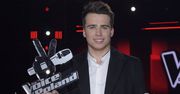 Krzysztof Iwaneczko zwycięzca The Voice of Poland oddaje nagrodę! "Ja nigdy nie będę mógł poczuć się głosem Polski"
