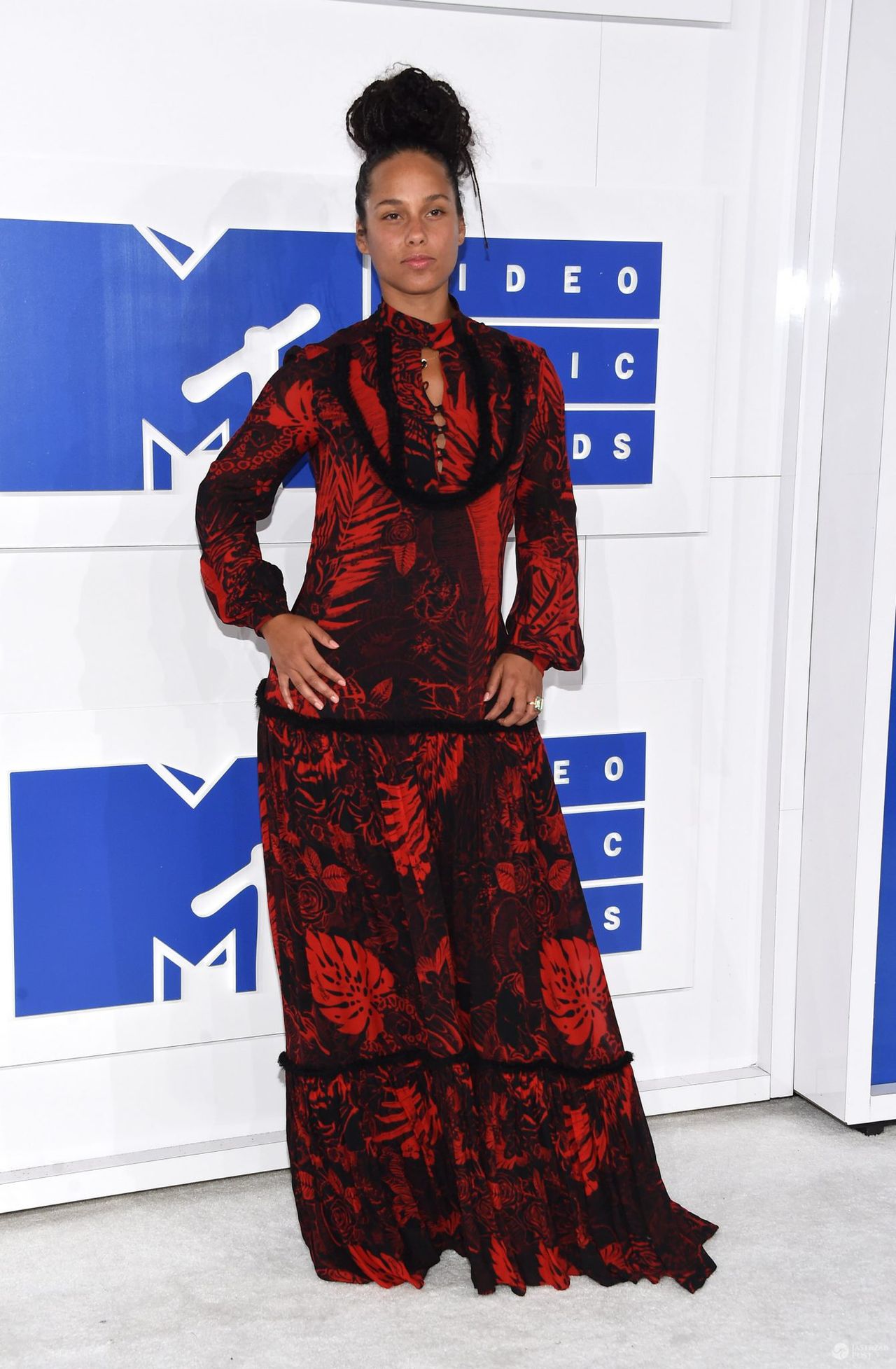 Alicia Keys - MTV Video Music Awards 2016
