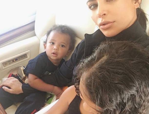 Kim Kardashian z dziećmi
