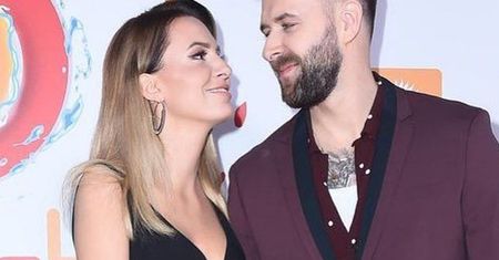 Grzegorz Hyży świętuje 6. rocznicę ślubu z Agnieszką. "Wiele zakrętów, i rozdroży za nami". Pokazał romantyczne zdjęcie