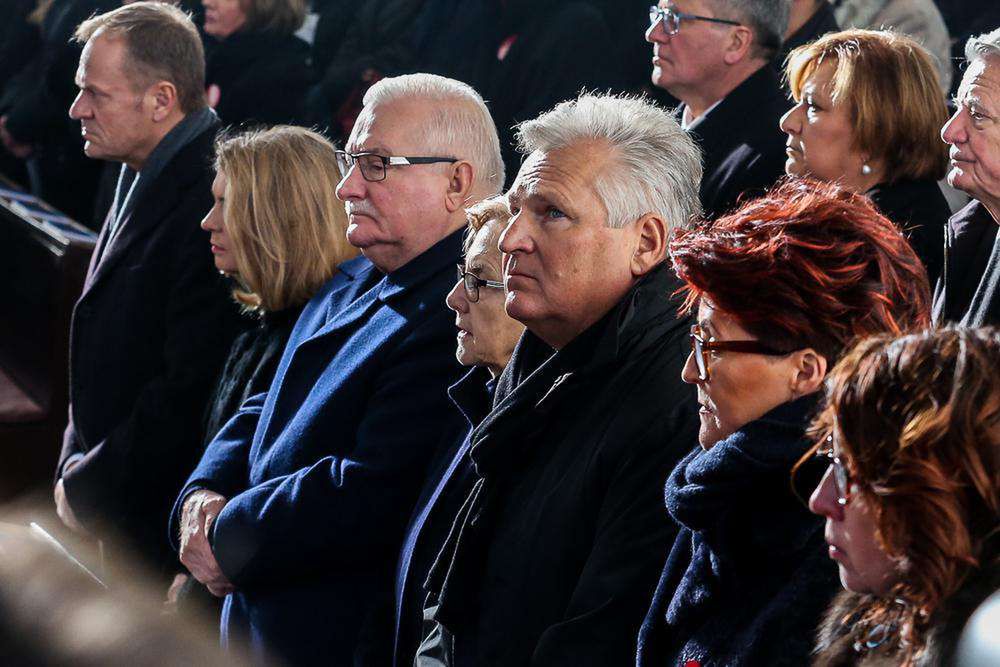 Donald Tusk, Aleksander Kwaśniewski, Jolanta Kwaśniewska, Lech Wałęsa - pogrzeb Pawła Adamowicza