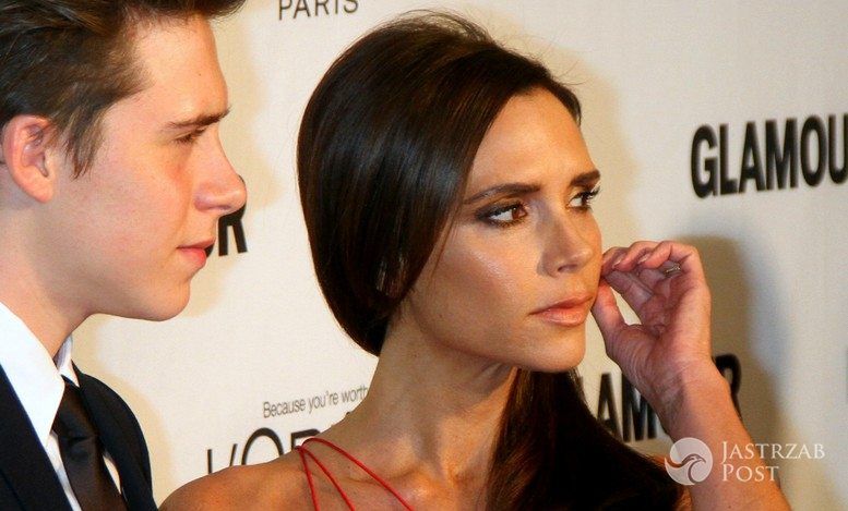 To naprawdę rzadki widok: Victoria Beckham znowu się uśmiecha! Na gali "Glamour" zadała szyku w kreacji wartej niezłą sumkę