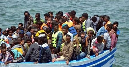 Tunezja: Migranci protestują domagając się ewakuacji z obozu UNHCR w Zarzis
