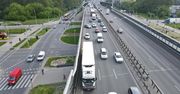 9-kilometrowy korek na S8 po zderzeniu ciężarówki z samochodem osobowym.