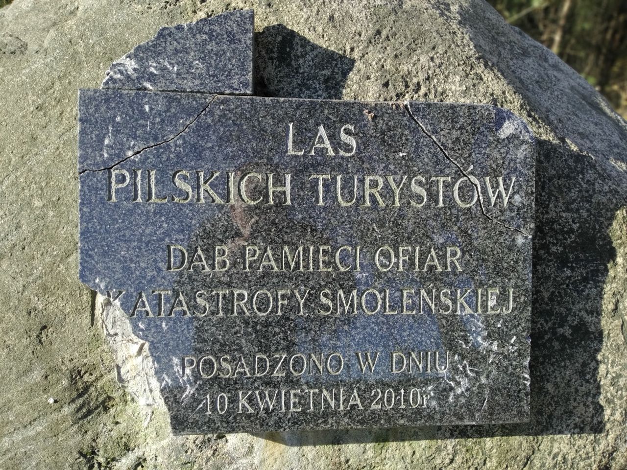 Zniszczona tablica