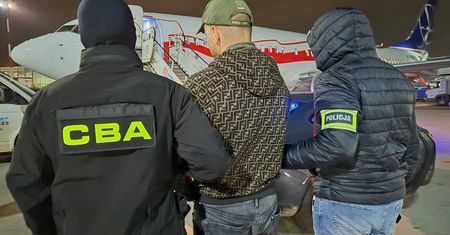 Paweł Szopa zatrzymany i sprowadzony do Polski. Śledztwo w sprawie nieprawidłowości w RARS nabiera tempa.