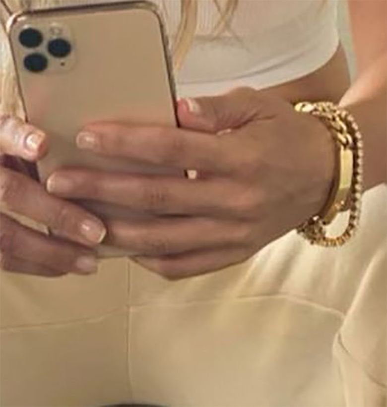 Jennifer Lopez w pracy. Nie nosi pierścionka zaręczynowego