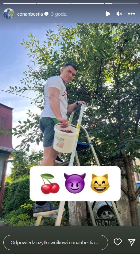 Conan Kaźmierski jako sadownik